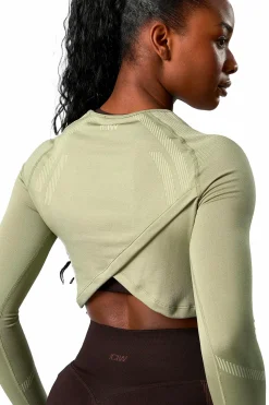 impact seamless ls crop top