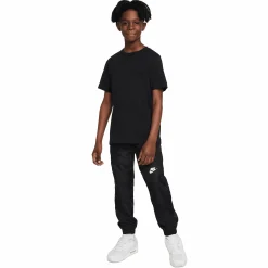 nike big kids' short-sleeve t-shirt